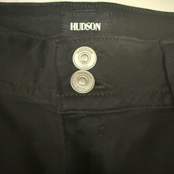GREAT DEAL! NWT Darling Hudson Ruby Mid Thigh Cuffed Denim Shorts, Black, Sz 30! - Picture 3 of 8